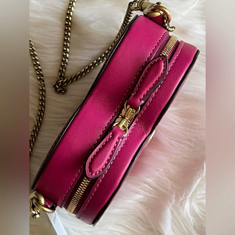 CE765 - Coach Heart Crossbody 14 - Picture 7 of 12